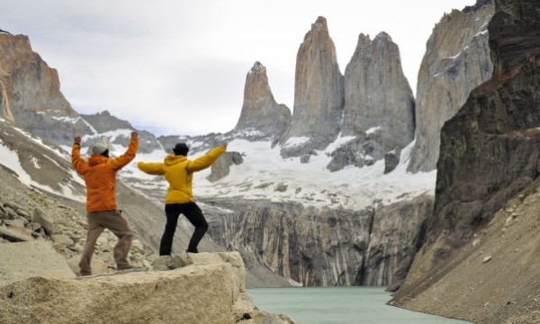 The End of the World + El Chalten w/Bus 